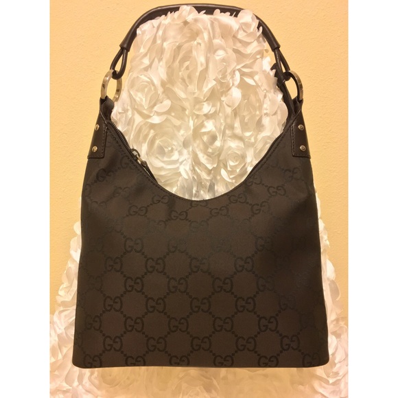 Gucci Authentic, LIKE NEW monogram handbag - Picture 3 of 15